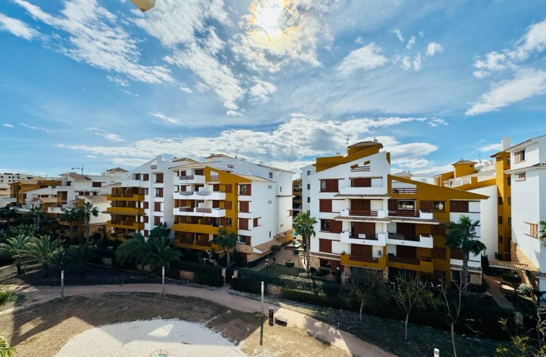 Resale - Apartment - Punta Prima - calle Mar de Fondo N 2