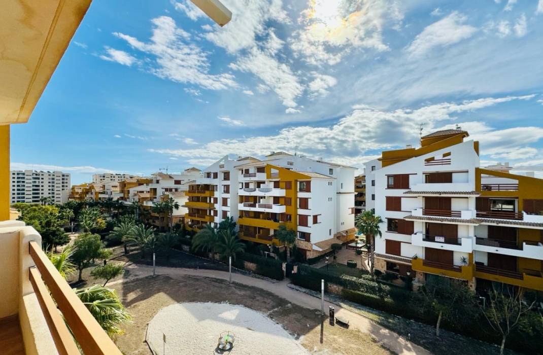 Resale - Apartment - Punta Prima - calle Mar de Fondo N 2