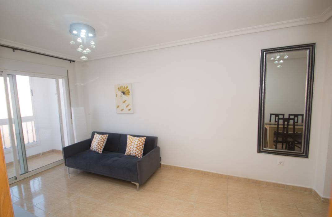 Resale - Apartment - San Isidro - Jose Antonio Cutillas n 5