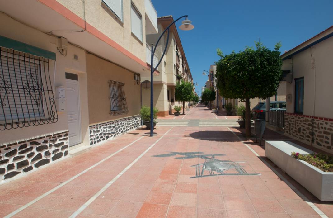 Resale - Apartment - Santiago de la Ribera - Muñoz n 56