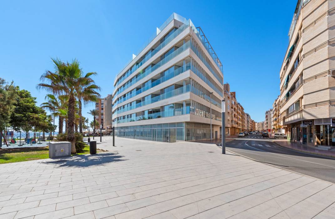 Resale - Apartment - Torrevieja - 0