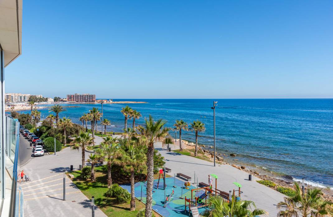 Resale - Apartment - Torrevieja - 0