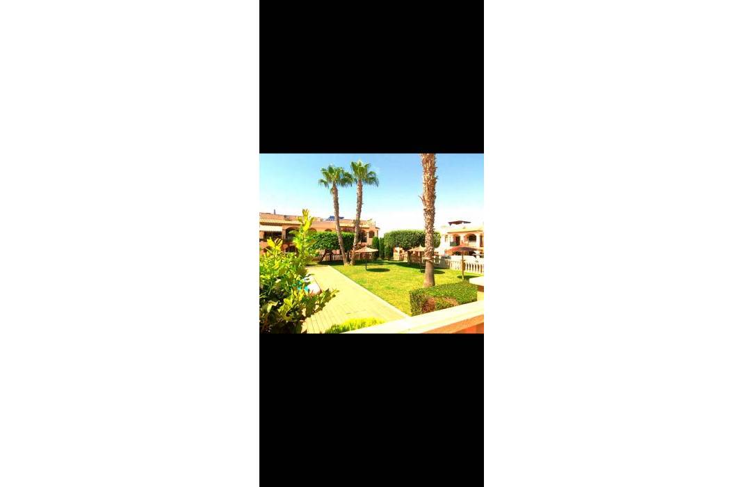 Resale - Apartment - Torrevieja - 0