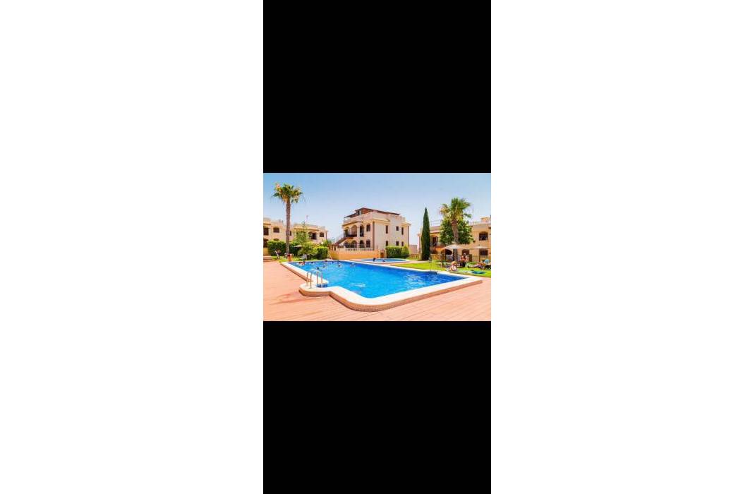 Resale - Apartment - Torrevieja - 0