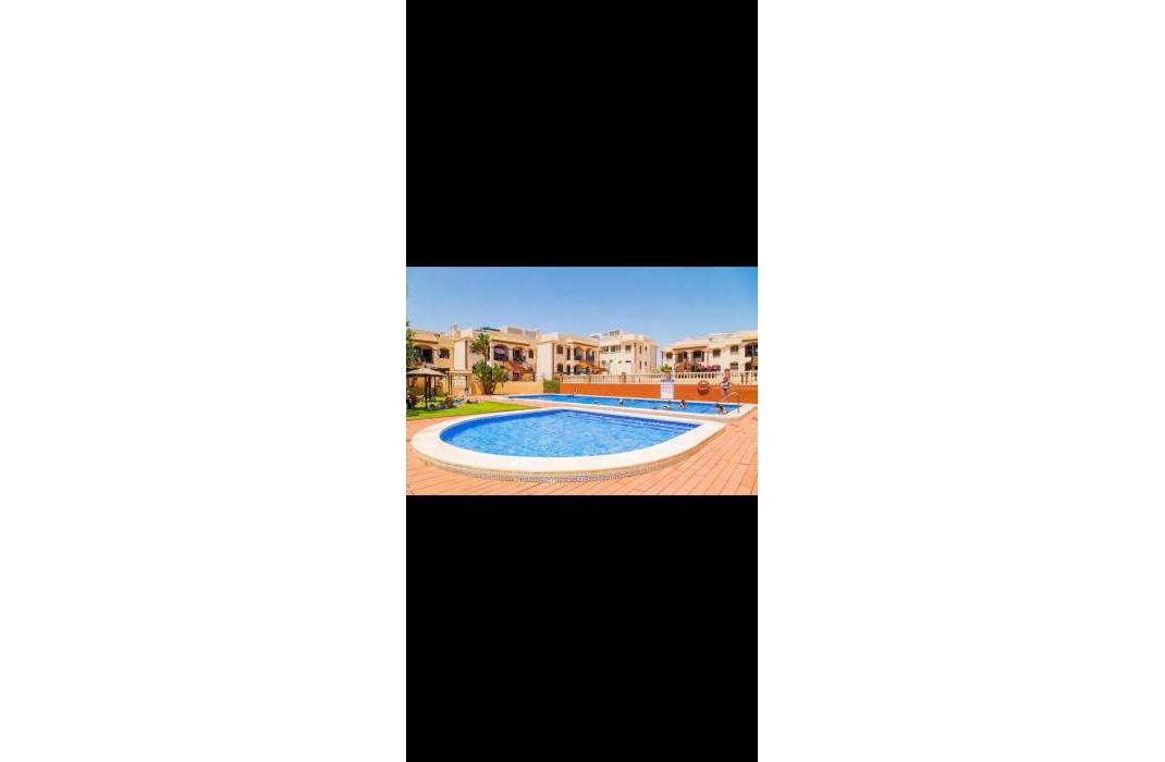 Resale - Apartment - Torrevieja - 0