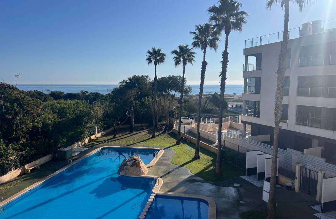 Resale - Apartment - Torrevieja - 0