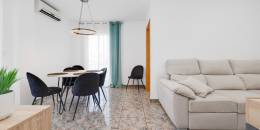 Resale - Apartment - Torrevieja - Acequion