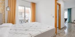 Resale - Apartment - Torrevieja - Acequion