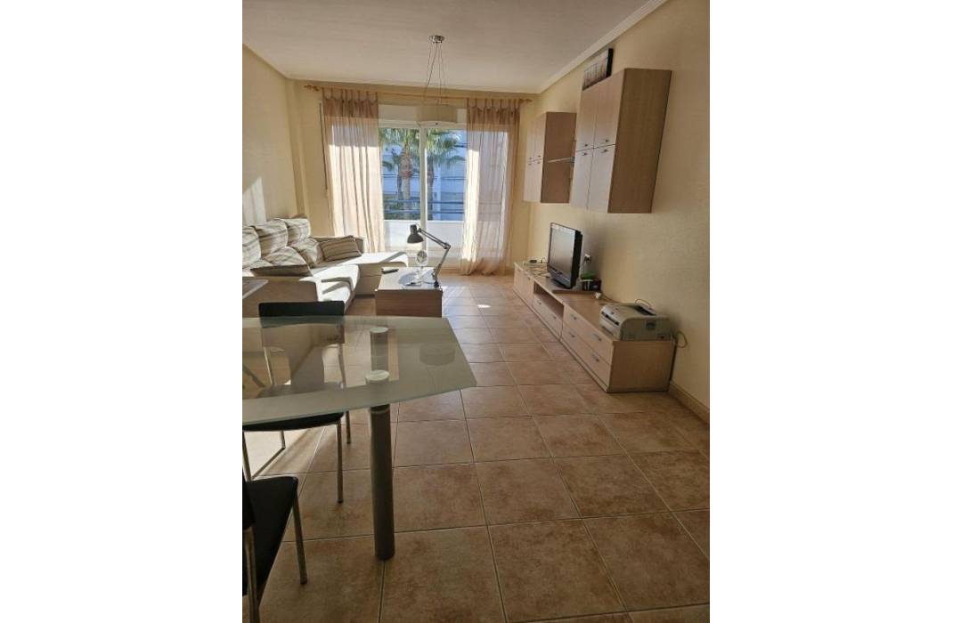 Resale - Apartment - Torrevieja - Acequion