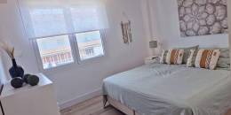 Resale - Apartment - Torrevieja - Acequion