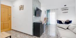 Resale - Apartment - Torrevieja - Acequion