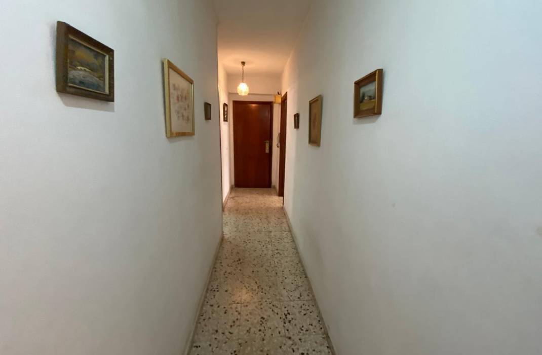 Resale - Apartment - Torrevieja - Acequion