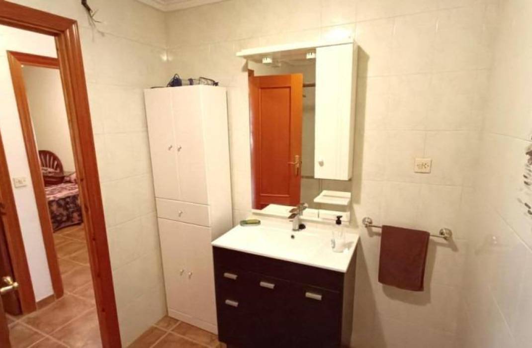 Resale - Apartment - Torrevieja - Acequion