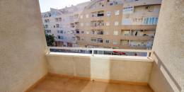 Resale - Apartment - Torrevieja - Avenida Delfina Viudes