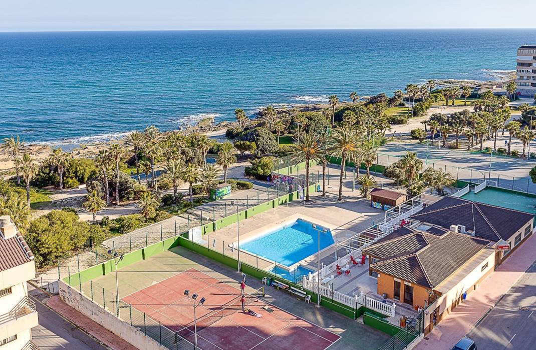 Resale - Apartment - Torrevieja - Cabo cervera