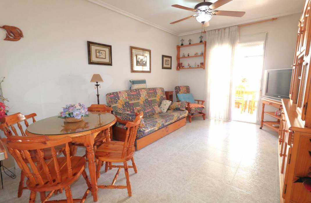 Resale - Apartment - Torrevieja - calle  Monteagudo n 19a