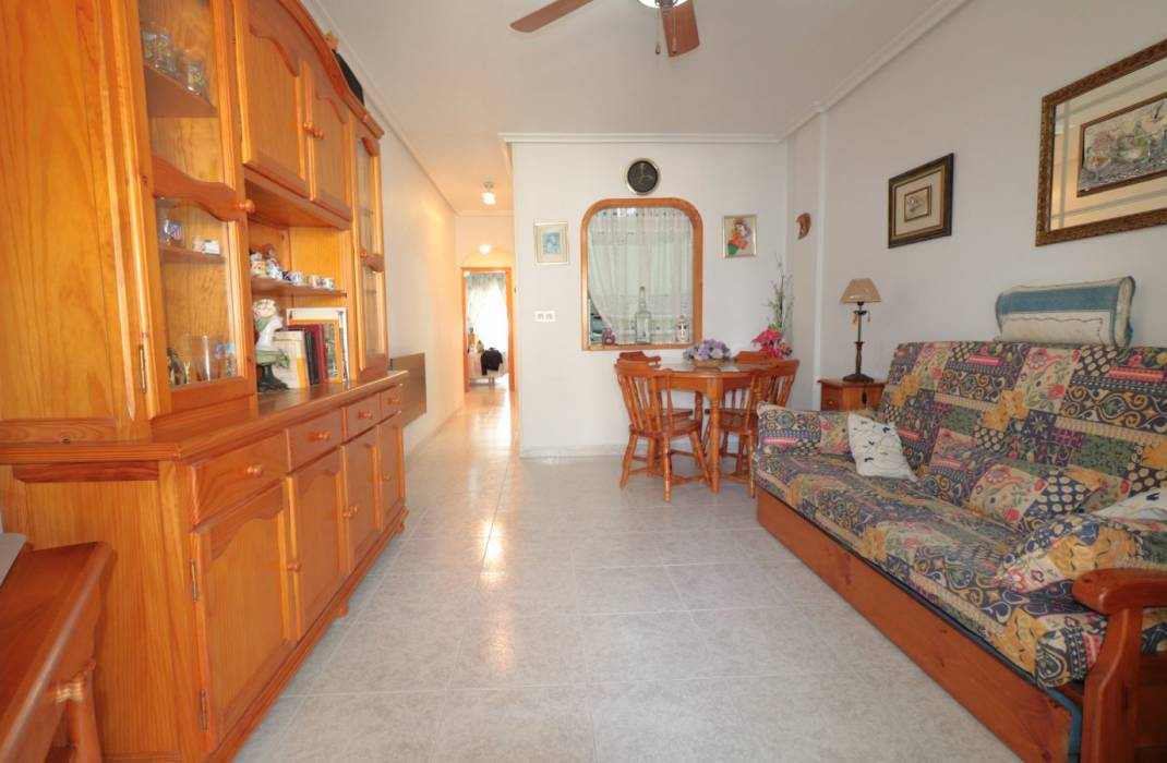 Resale - Apartment - Torrevieja - calle  Monteagudo n 19a