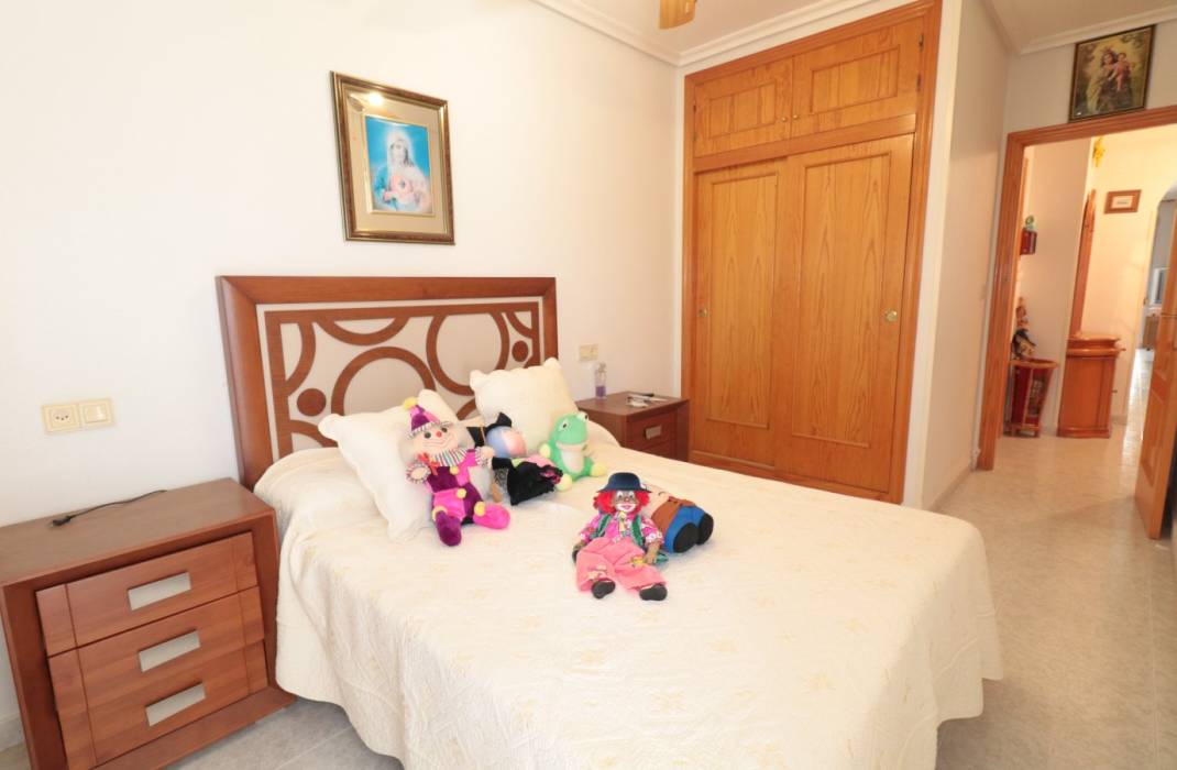 Resale - Apartment - Torrevieja - calle  Monteagudo n 19a