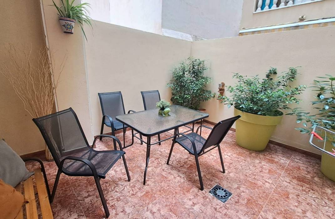 Resale - Apartment - Torrevieja - Center Torrevieja