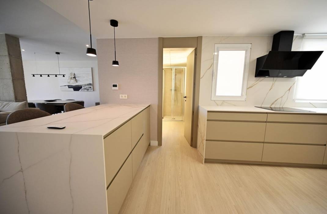 Resale - Apartment - Torrevieja - Centro