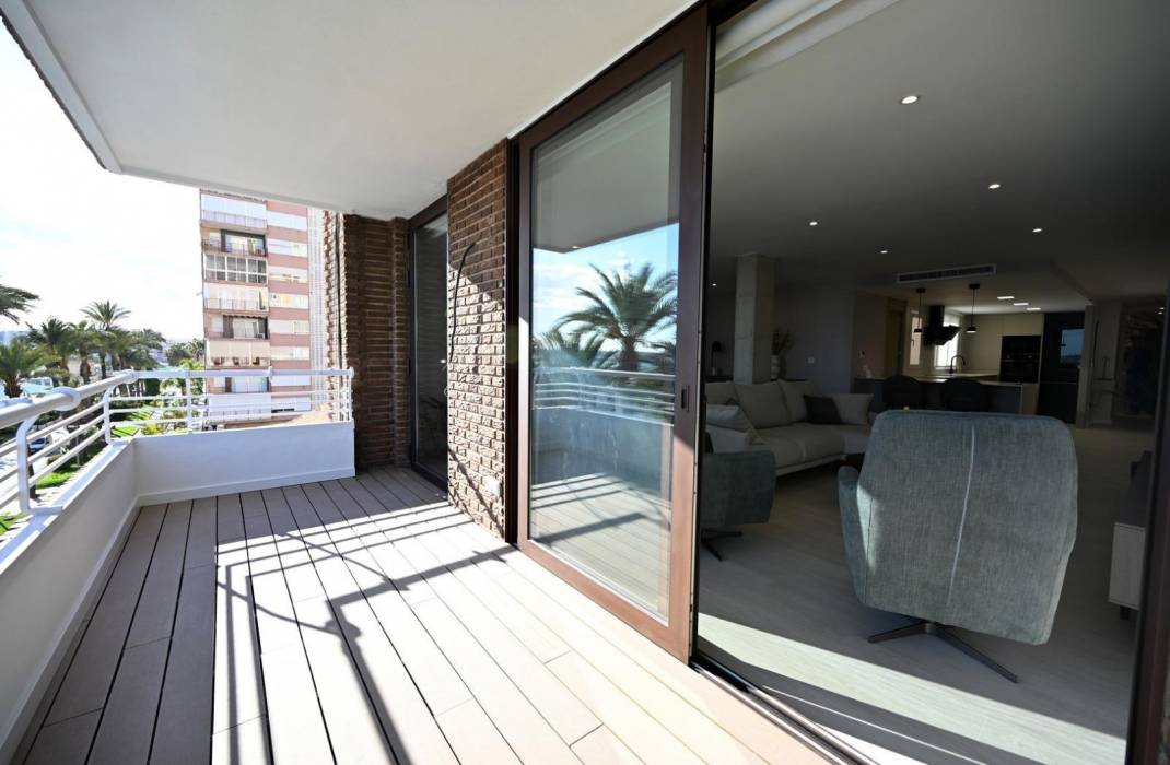 Resale - Apartment - Torrevieja - Centro