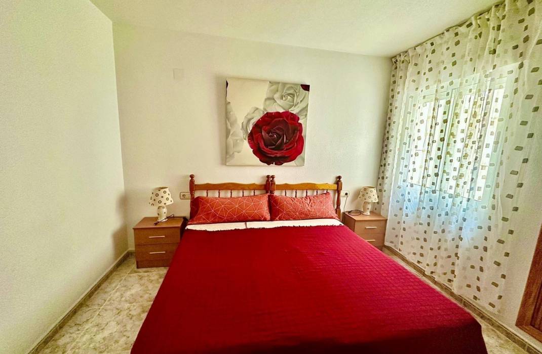 Resale - Apartment - Torrevieja - Centro