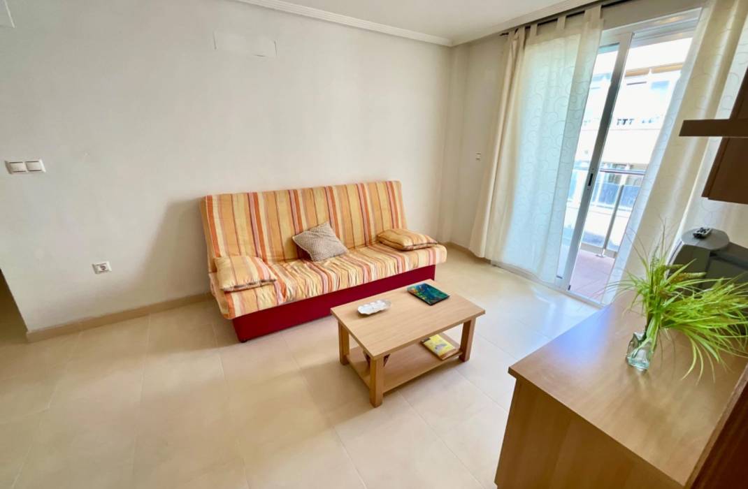 Resale - Apartment - Torrevieja - Centro