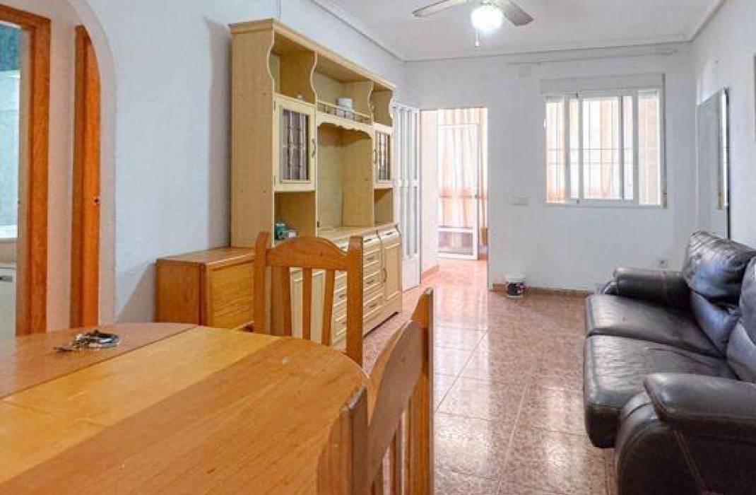 Resale - Apartment - Torrevieja - Centro