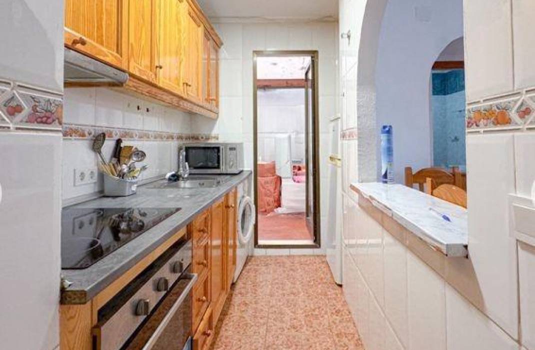 Resale - Apartment - Torrevieja - Centro