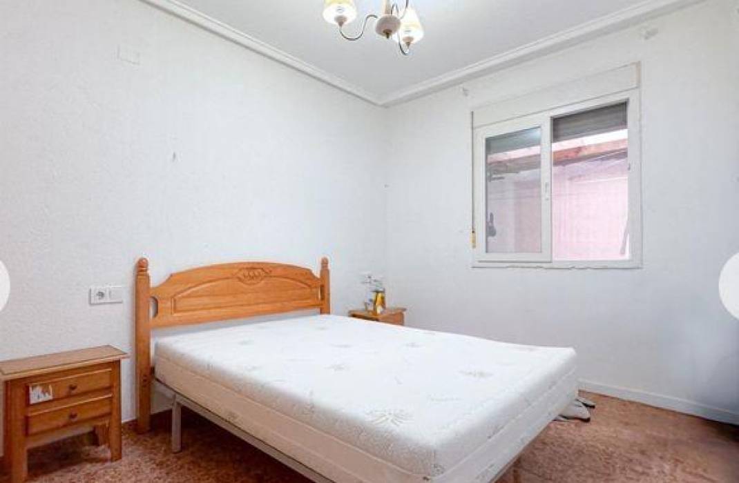 Resale - Apartment - Torrevieja - Centro