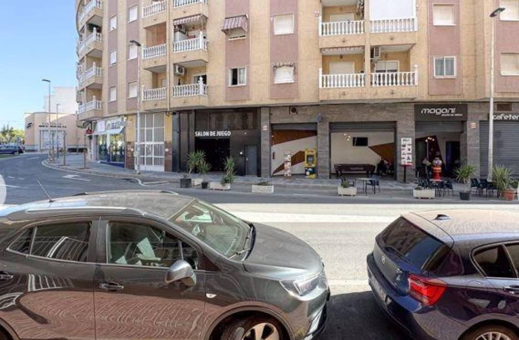 Resale - Apartment - Torrevieja - Centro