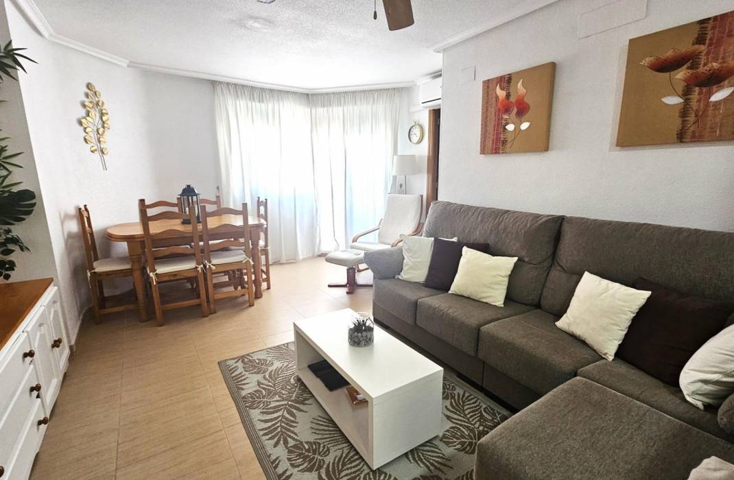 Resale - Apartment - Torrevieja - Centro