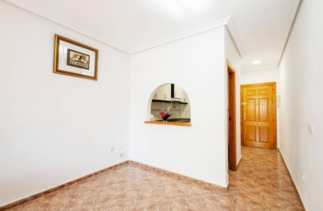 Resale - Apartment - Torrevieja - Centro