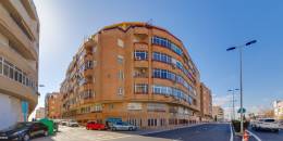 Resale - Apartment - Torrevieja - Centro