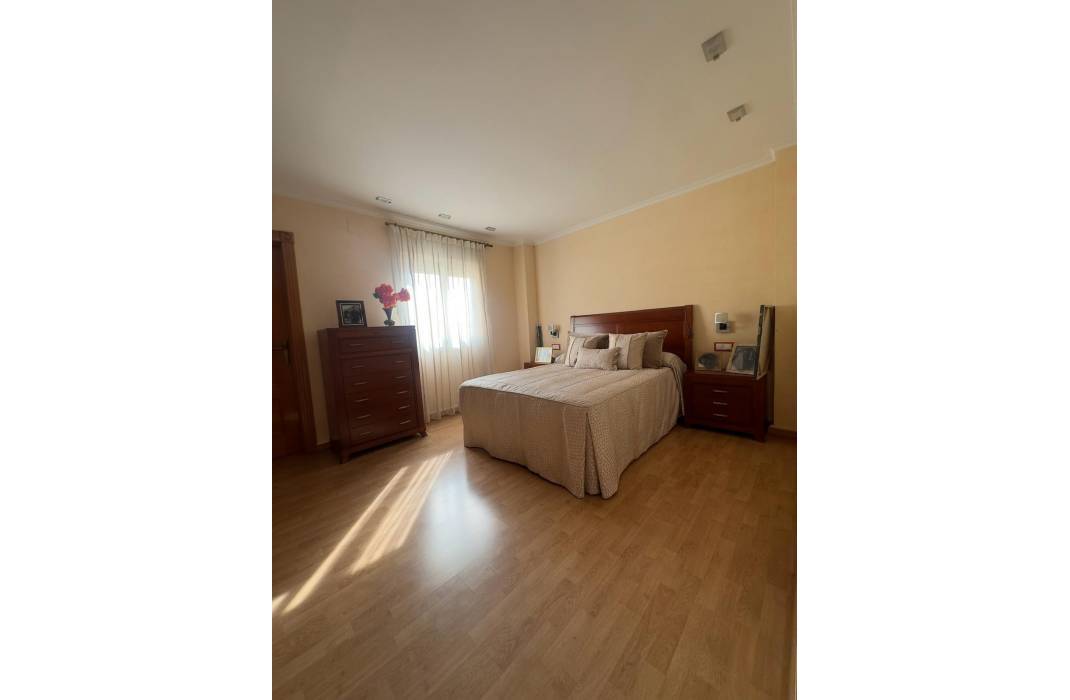 Resale - Apartment - Torrevieja - Centro