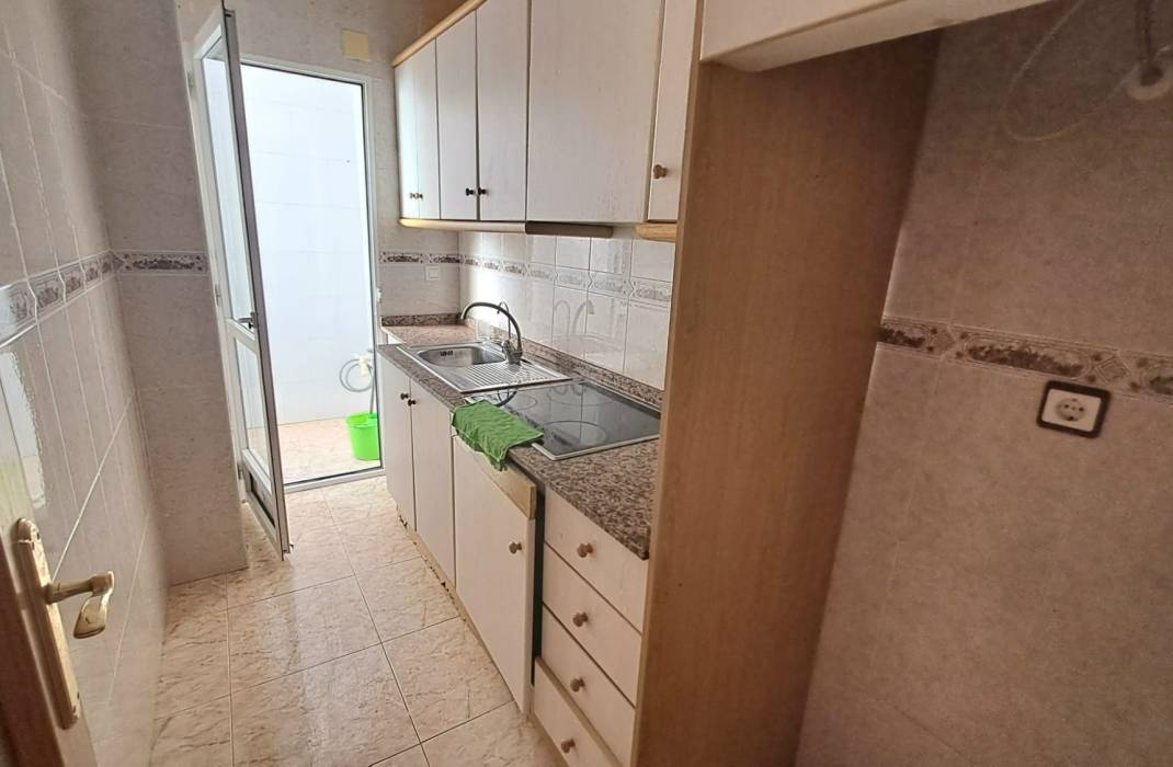 Resale - Apartment - Torrevieja - Centro