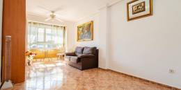 Resale - Apartment - Torrevieja - Centro