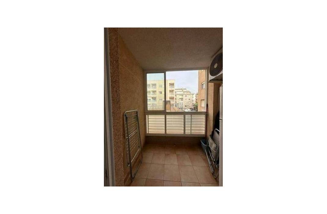 Resale - Apartment - Torrevieja - Centro