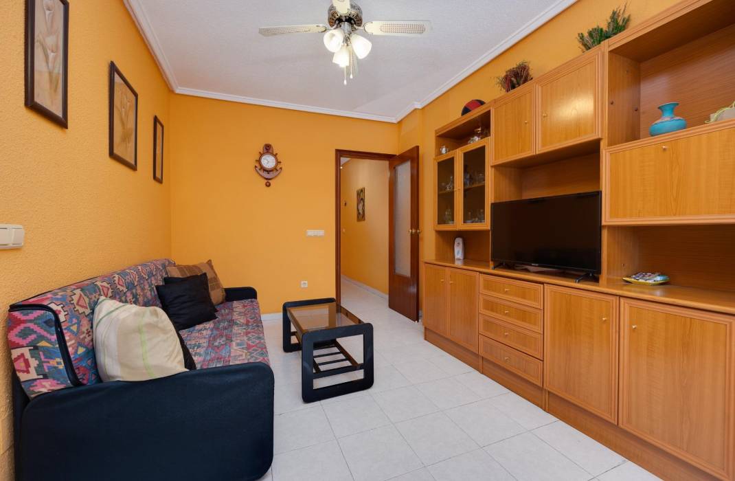 Resale - Apartment - Torrevieja - Centro