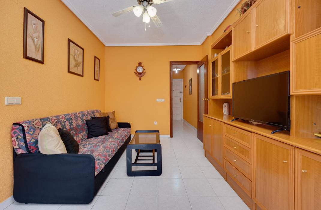 Resale - Apartment - Torrevieja - Centro