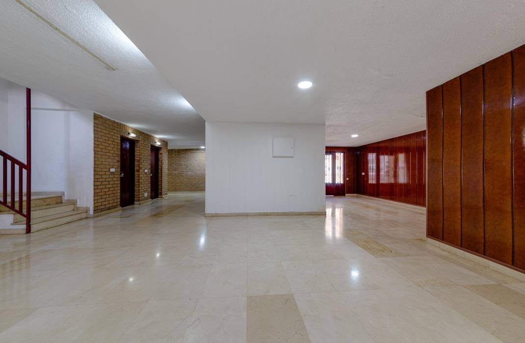 Resale - Apartment - Torrevieja - Centro