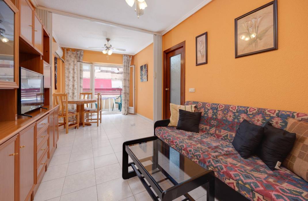 Resale - Apartment - Torrevieja - Centro