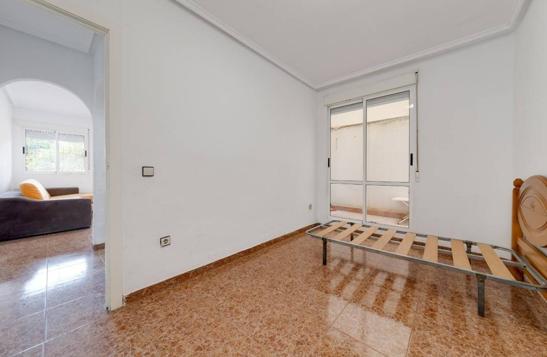 Resale - Apartment - Torrevieja - Centro