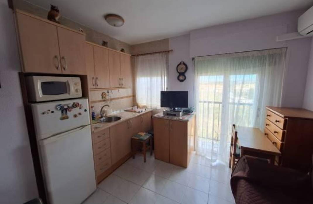 Resale - Apartment - Torrevieja - Centro