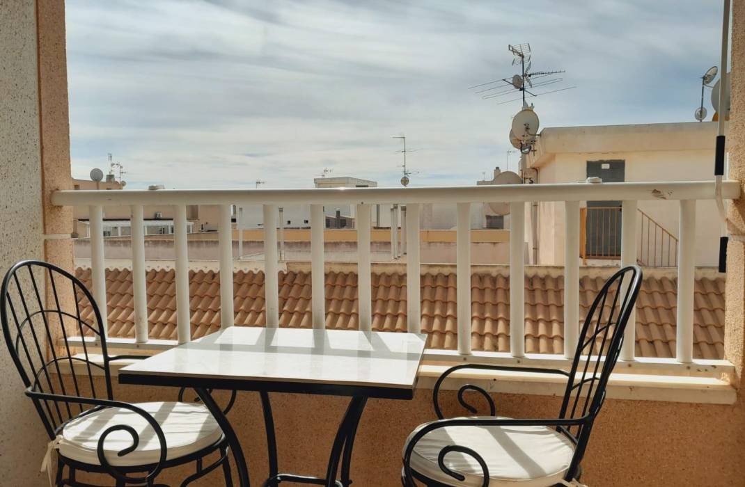 Resale - Apartment - Torrevieja - El molino