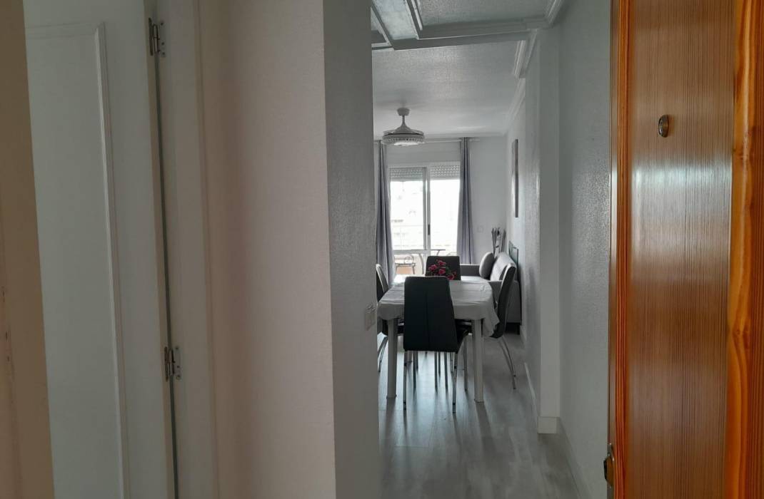 Resale - Apartment - Torrevieja - El molino