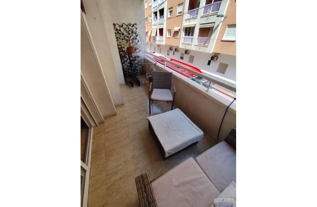 Resale - Apartment - Torrevieja - Estacion de autobuses