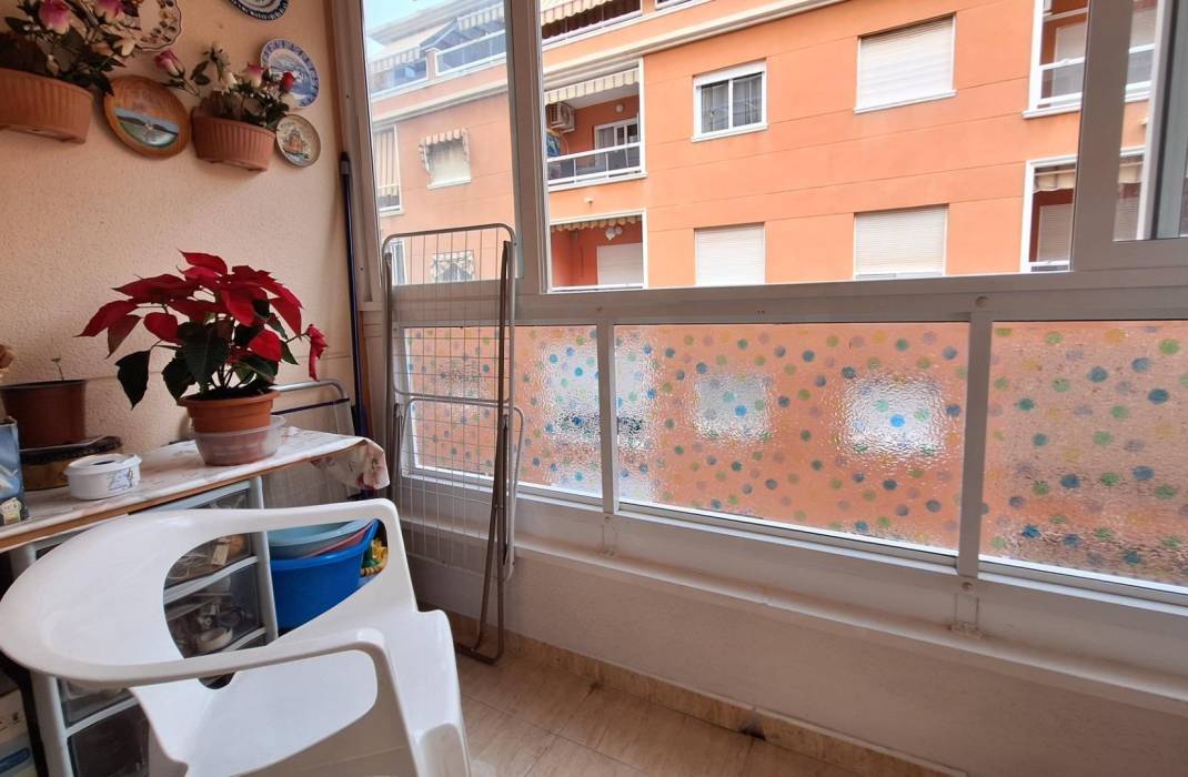 Resale - Apartment - Torrevieja - Estacion de autobuses