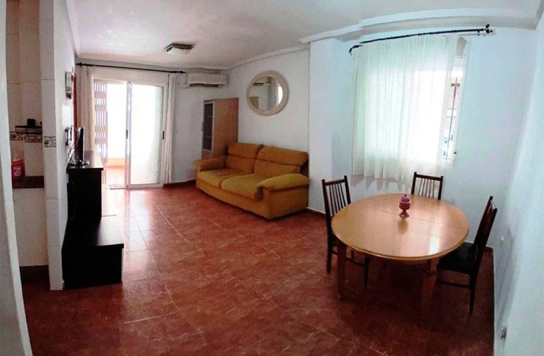 Resale - Apartment - Torrevieja - Estacion de autobuses