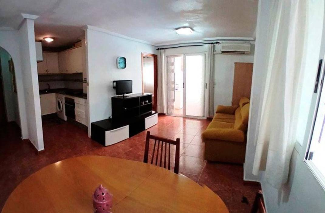 Resale - Apartment - Torrevieja - Estacion de autobuses